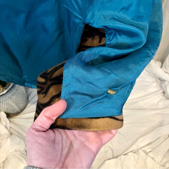 Vintage Y2K Stone Ridge Faux Fur Velvet Tiger Print Button Front Long Coat - Picture 14 of 16